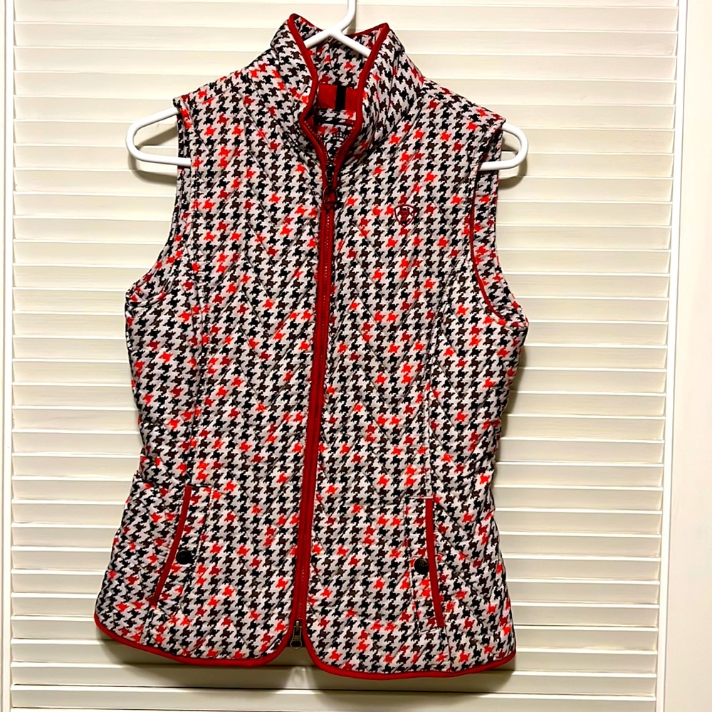 Women’s Ariat puffer vest size small